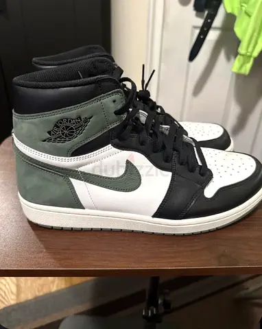 Jordan 1 Green Clay
