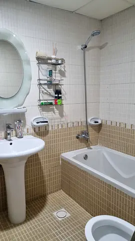 Room Available for monthly rent