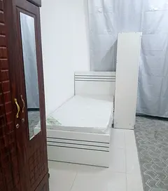 Single bed space