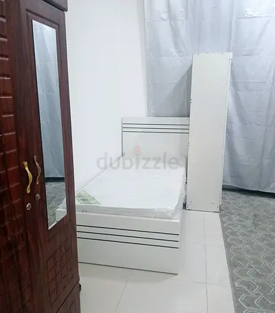 Single bed space