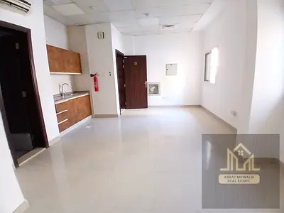 Ready to move apartment available prime location near safari Mall