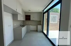 Single Row | Vacant | Maid Room