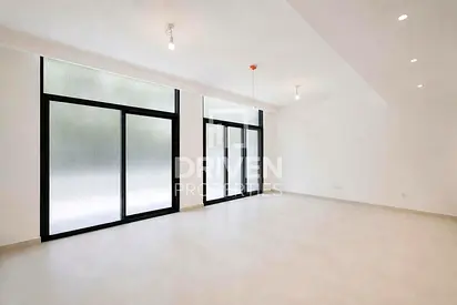 Near to Park | Single Row | Available on Aug