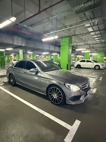 Mercedes-Benz C-Class C200 2015 | GCC Specs | Pristine Condition