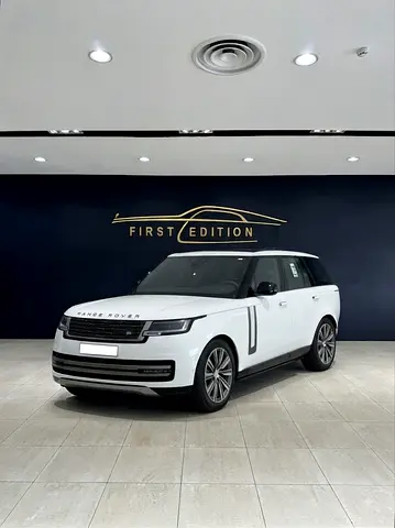 Land Rover Range Rover Vogue SE 2026 - Brand New - GCC Specs- warranty and service contract