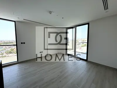 Pool View | Spacious Studio | The Ivy JVT