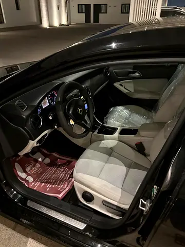 2013 Mercedes-BENZ A-CLASS — фото 12