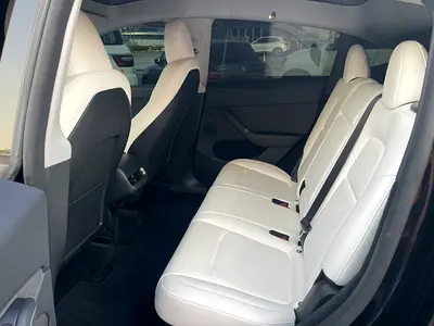 صورة 9 لـ 2024 Tesla MODEL Y