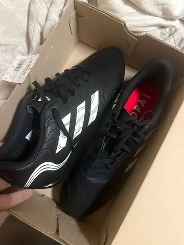 Football shoes