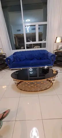 3seater +2 one seater