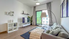 Spacious 1BR |High Floor |Vacant |Family Friendly