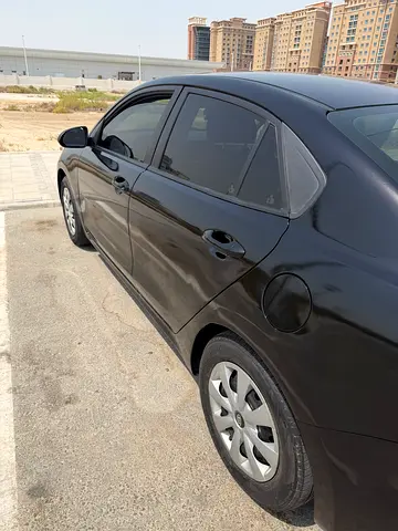 2018 KIA RIO 照片 8