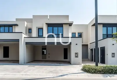 EXCLUSIVE | Back to back|Close to Amenities|Vacant