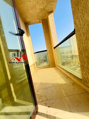 AFFORDABLE//CLOSE TO METRO 🚇 // 3BHK WITH BALCONY.// FAMILY ONLY