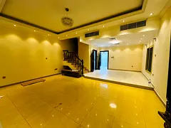 Fully renovated / Awy from flight path / back yard / parking space