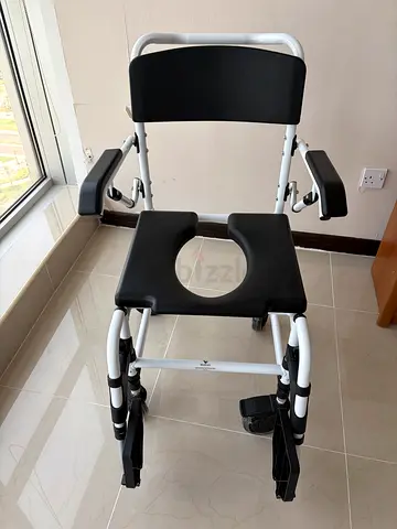 Clean shower commode chair