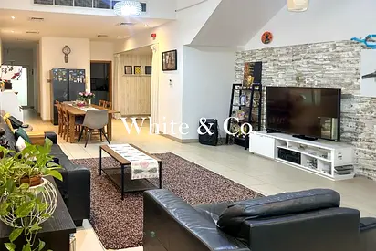 G+2 Floors | Closed Kitchen | Vacant Soon