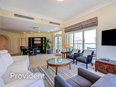Sea Views| Maids Room | Private Beach Access