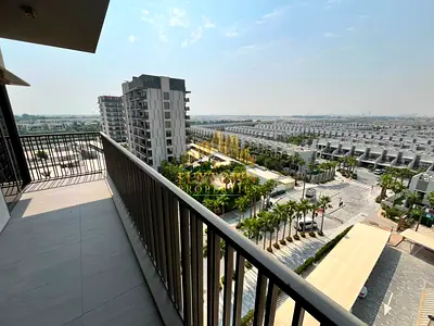 Huge Layout - Community View - Modern and Bright
