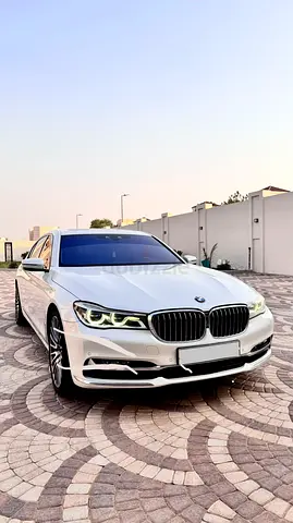 BMW 740Li xDrive | Abu Dhabi Motors | Full Agency Service History | 96K KM