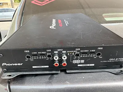 Pioneer amplifier with subwoofer