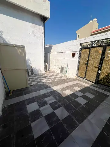 🏡 بيت عربي للإيجار في منطقة الرملة – الشارقة للإيجار بيت عربي مميز في منطقة الرملة بالشارقة، موقع هادئ ومناسب للعائلات، وقريب من الخدمات والمرافق ال