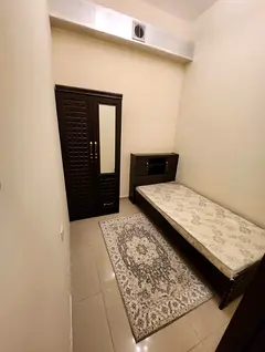 PARTITION FOR SINGLE LADY ONLY NEAR MOE