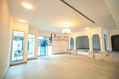 Airport-Adjacent Villa | fully Refurbished | Private & peaceful