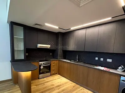 Spacious 1 Bedroom | Ready To Move | Kitchen Appliances