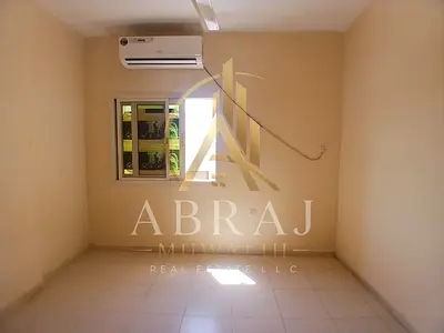 Lavish 1bhk good building near Muwailah bus stop rent26k