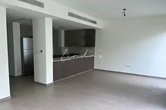 Single Row | Large Garden | Close to Amenities