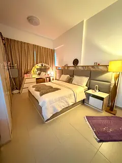 Master bed room silicon oasis