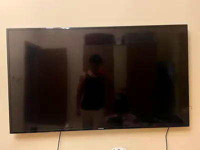 Samsung 60-inch LED TV - Good Working Condition