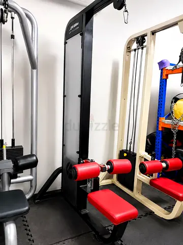 Life Fitness Lat Down