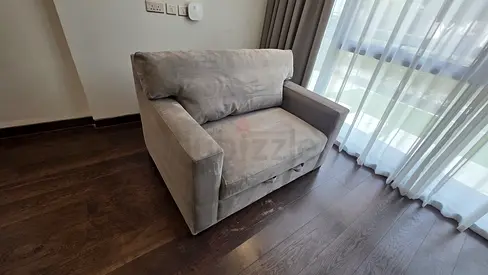 Crate&barrel Sofa Bed Excellent condition