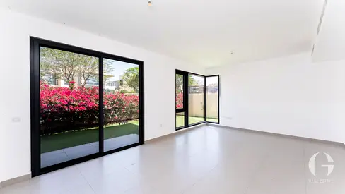 Spacious Villa | Modern | Landscaped Garden