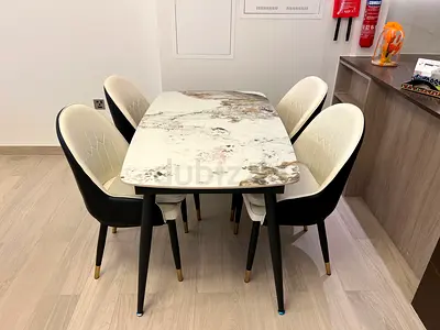 Modern 4-Seater Dining Table & 4 Chairs – 130 × 80cm (PRICE REDUCED)