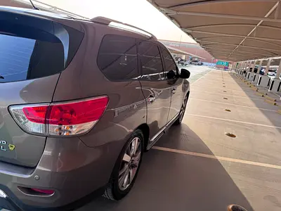2013 Nissan PATHFINDER 缩略图 4