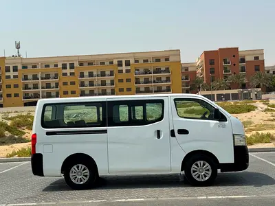 2015 Nissan URVAN — фото 7