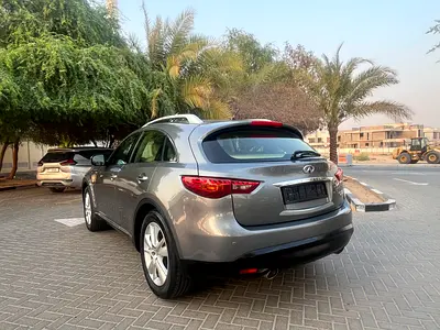 صورة 18 لـ 2014 Infiniti QX70