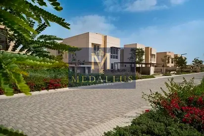 3 BR Refined Living - Luxury Address - Ready to move.