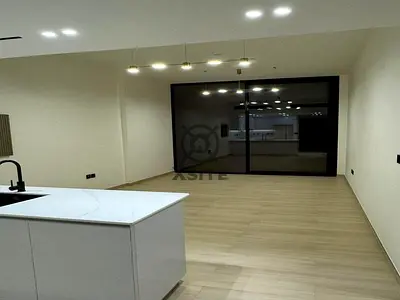Classy 1 BR |Unfurnished| Prime Location