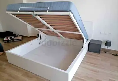 IKEA White HYDRAULIC Queen Storage Bed with IKEA Mattress 160 x 200 cm