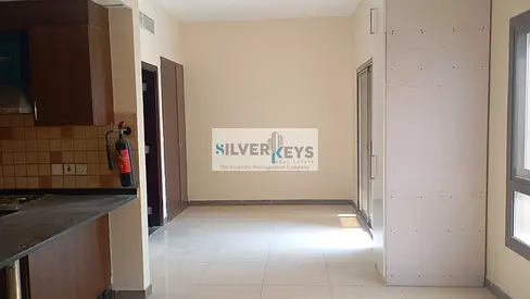 Spacious Studio with Balcony Jumeirah Golf Estates View