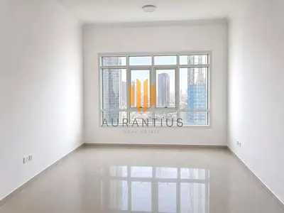 Lake View |Close to Metro |Ready to Move In