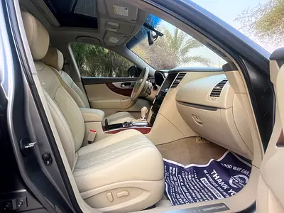 صورة 14 لـ 2014 Infiniti QX70