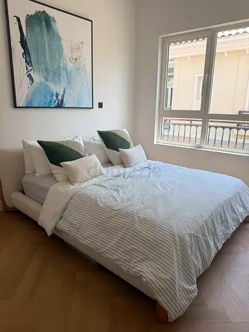 Home Centre Queen Bed + IKEA HÖVÅG Mattress & Topper – Excellent Condition