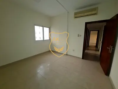 One Bedroom Apartment with Closed Hall Open View