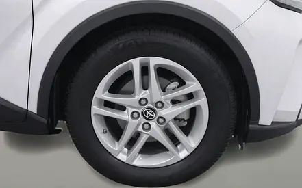 صورة 12 لـ 2023 Toyota C-HR