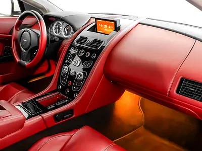 صورة 11 لـ 2016 Aston Martin VANTAGE